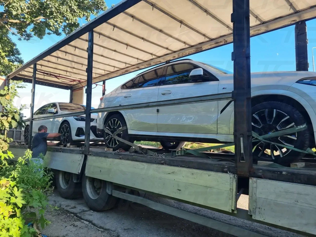 Владивосток-Новосибирск<br />
Автомобили